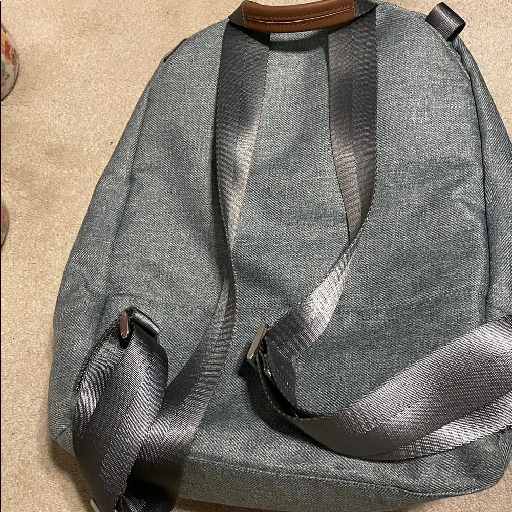 EUC Uppababy Gregory blue backpack diaper bag with attachable stroller straps - Picture 13 of 13